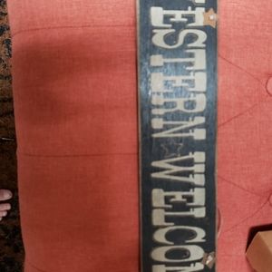 EUC Western Sign "Western Welcome".  Brown & cream.  Excellent condition.